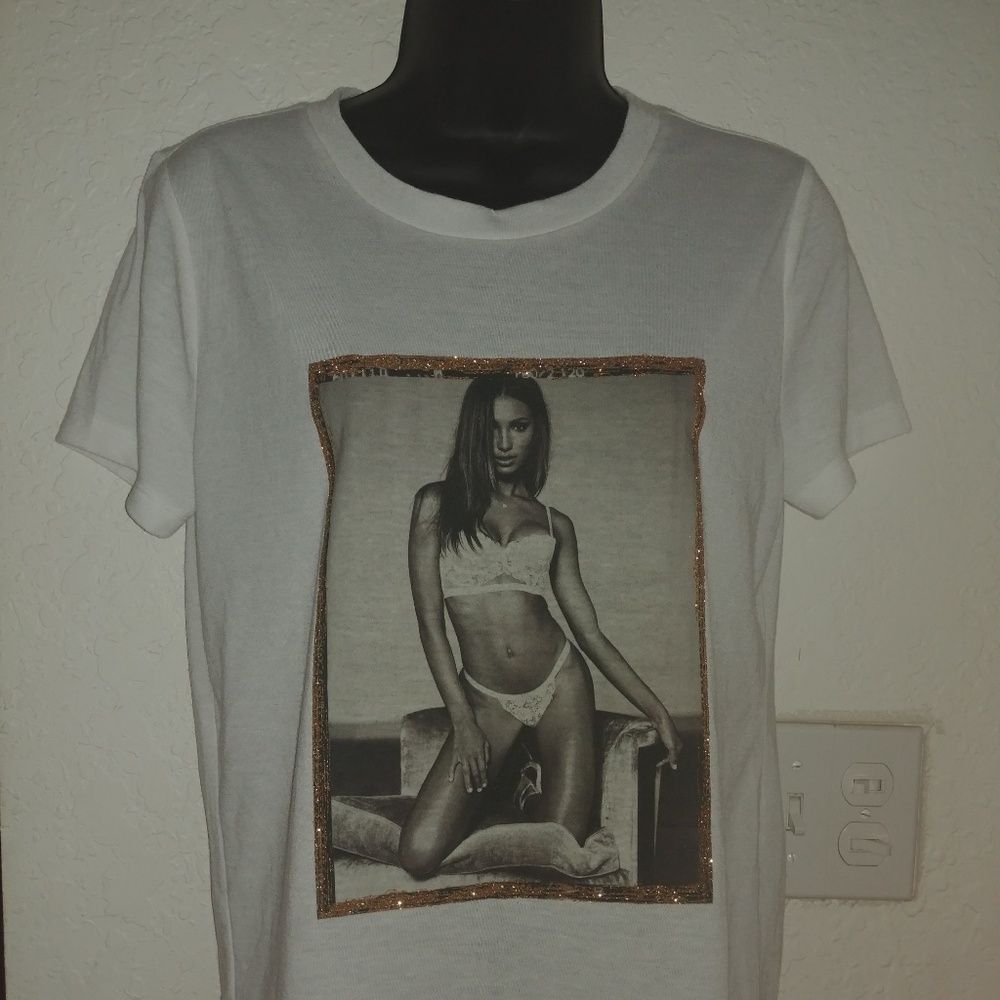 Vs supermodel tee